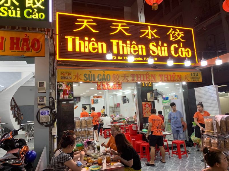 Không gian quán Sủi Cảo Thiên Thiên mang đậm phong cách Trung Hoa