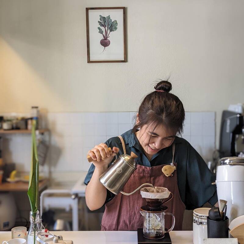 Monday Morning Saigon, thực đơn cà phê đa dạng