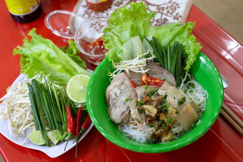 Hủ tiếu gõ hẻm 384 Lý Chính Thắng